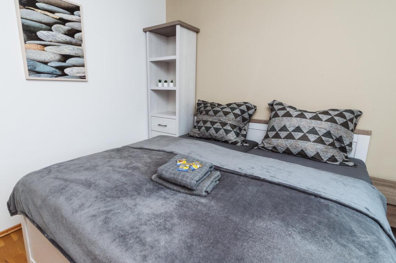 Vila Viktoria - Apartman Viktoria 2 Ruzomberok Exteriér fotografie